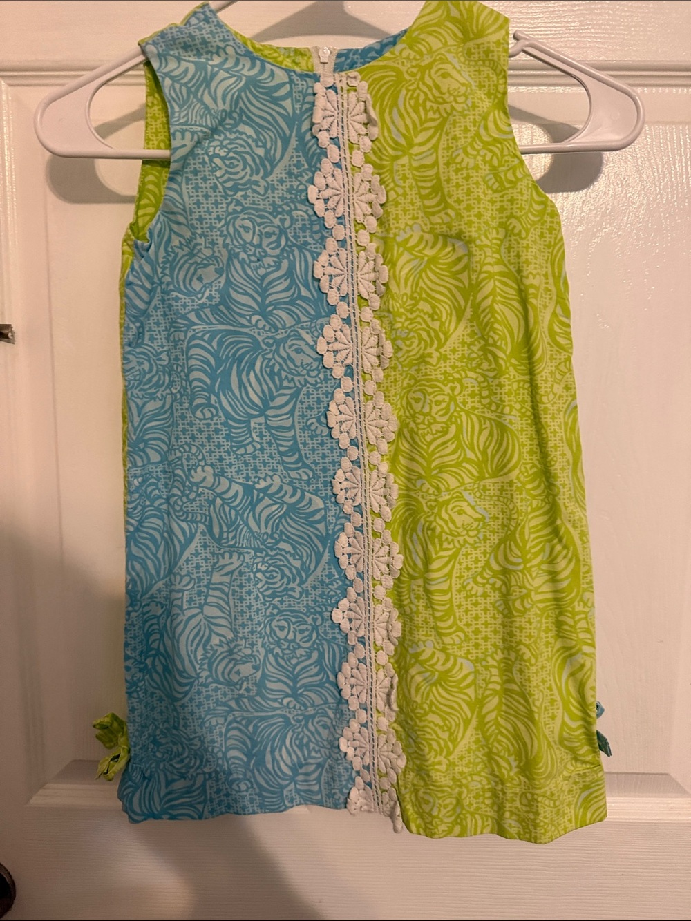 Lilly Pulitzer Jubilee! Girls size  8 Blue and Lime Sleeveless Shift Dressw/lace